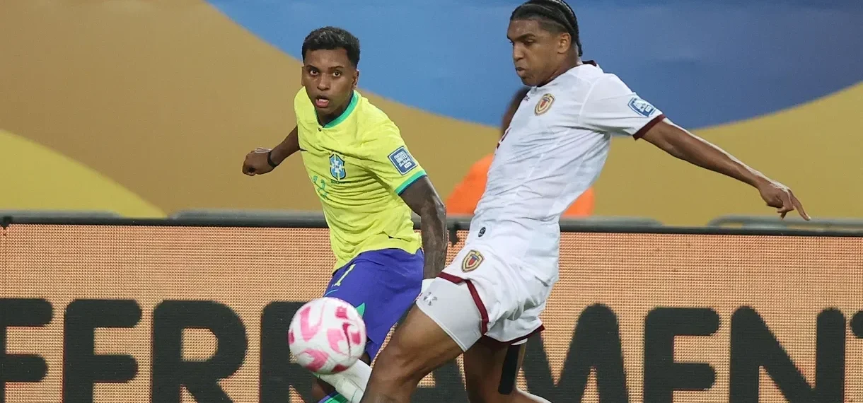 BRASIL E VENEZUELA FICAM NO EMPATE COM DIREITO A GOLAÇO DE